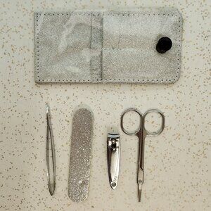 *Free With Purchase* Silver Coloured Travel Nail Care Kit